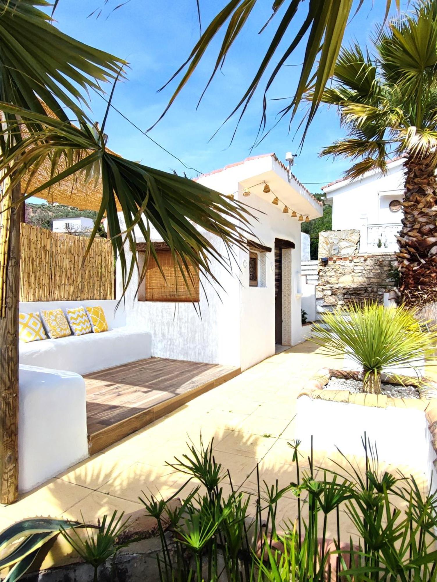 Cortijo Pennymaria Poolside Apartment Near Montefrio With Stunning Views ภายนอก รูปภาพ