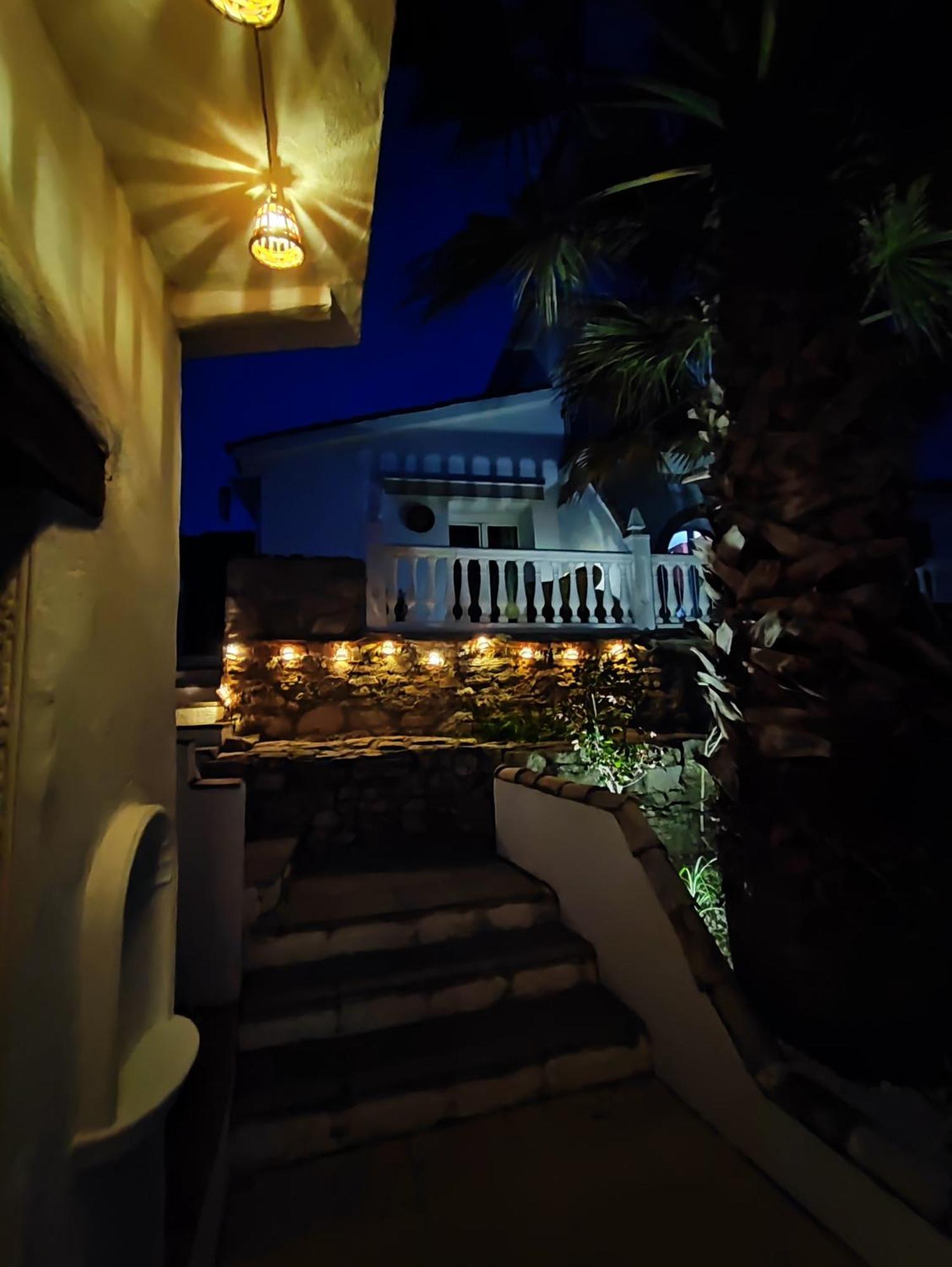 Cortijo Pennymaria Poolside Apartment Near Montefrio With Stunning Views ภายนอก รูปภาพ